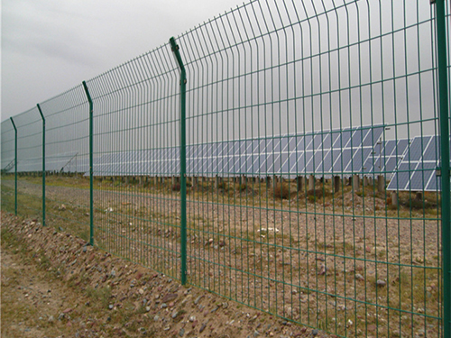 光伏發(fā)電太陽能圍網(wǎng)